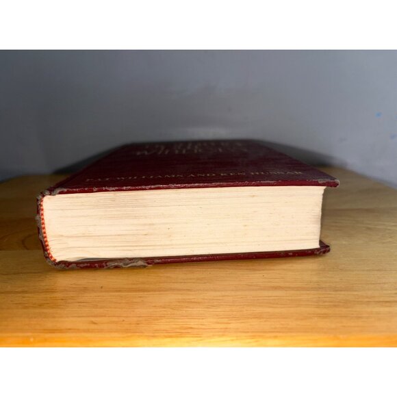 Nothing But Winners Hardcover Book 1984 By Pat Williams & Ken Hussar Signed - Picture 2 of 15